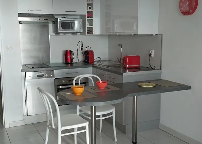 T2 In Saint-clair - Exceptional View! Rated 3