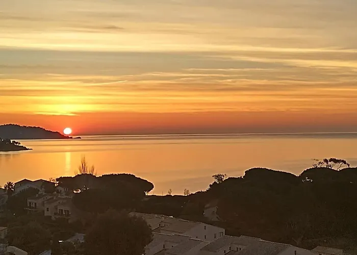 Lägenhet T2 In Saint-clair - Exceptional View! Rated 3